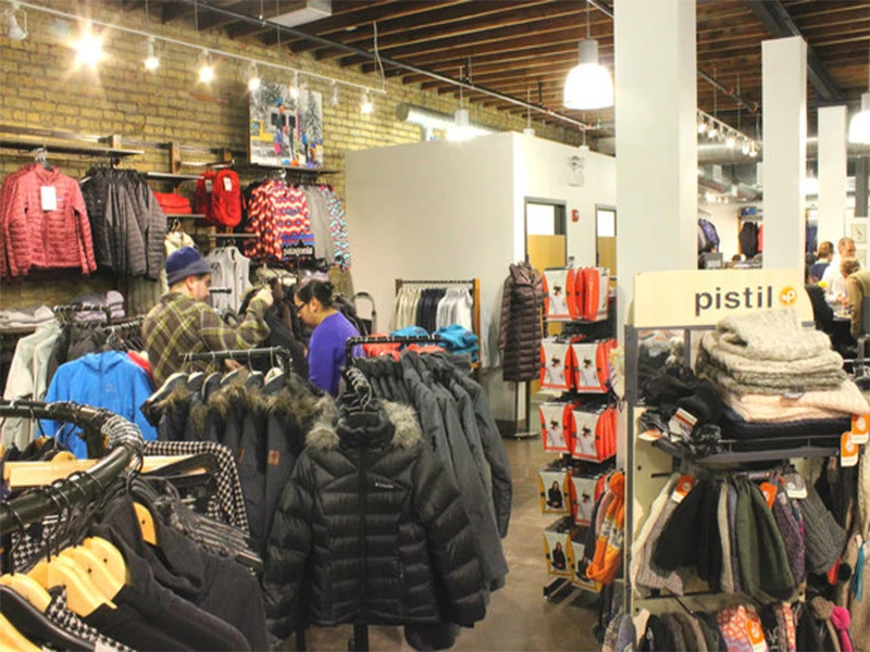 Lincoln Outfitters Store -Lincoln Outfitters Store very large Dan4